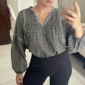 Old navy flower printed blouse